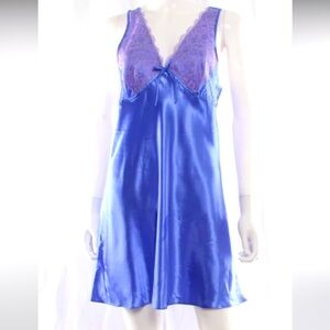 NWT Jones New York Lilac  lace Essential Gown Size M